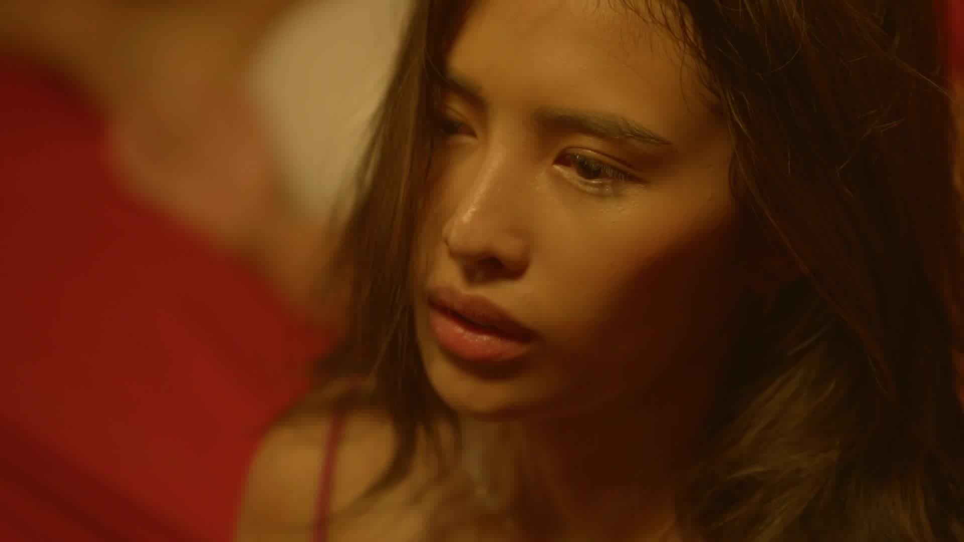 Ang Kapitbahay (2024)